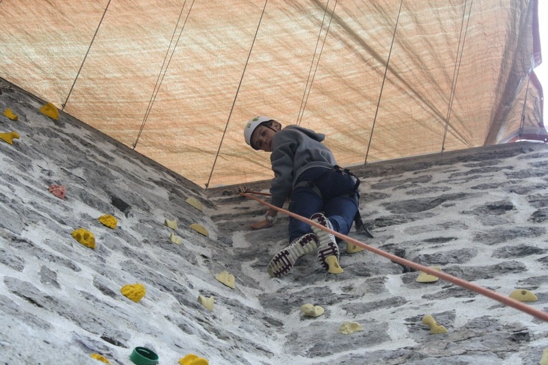 Village Camps International Summer Camp Leysin, Switzerland 2026-08-15 https://www.villagecamps.com/journals_admin/images/683-9-climb (28).jpg